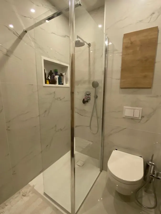 Appartement 2 pièces vue mer à Nice Fabron les Constellations Piscine 10mn promenade des Anglais