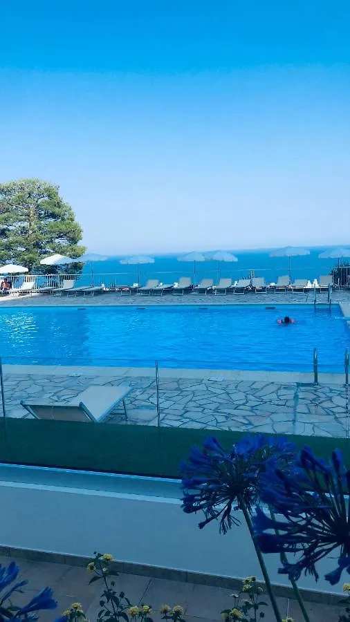 Appartement 2 pièces vue mer à Nice Fabron les Constellations Piscine 10mn promenade des Anglais